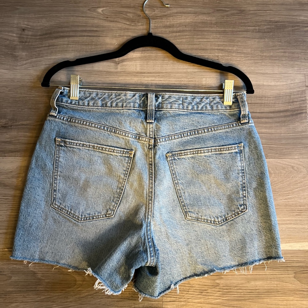 Universal Thread Shorts - image 2